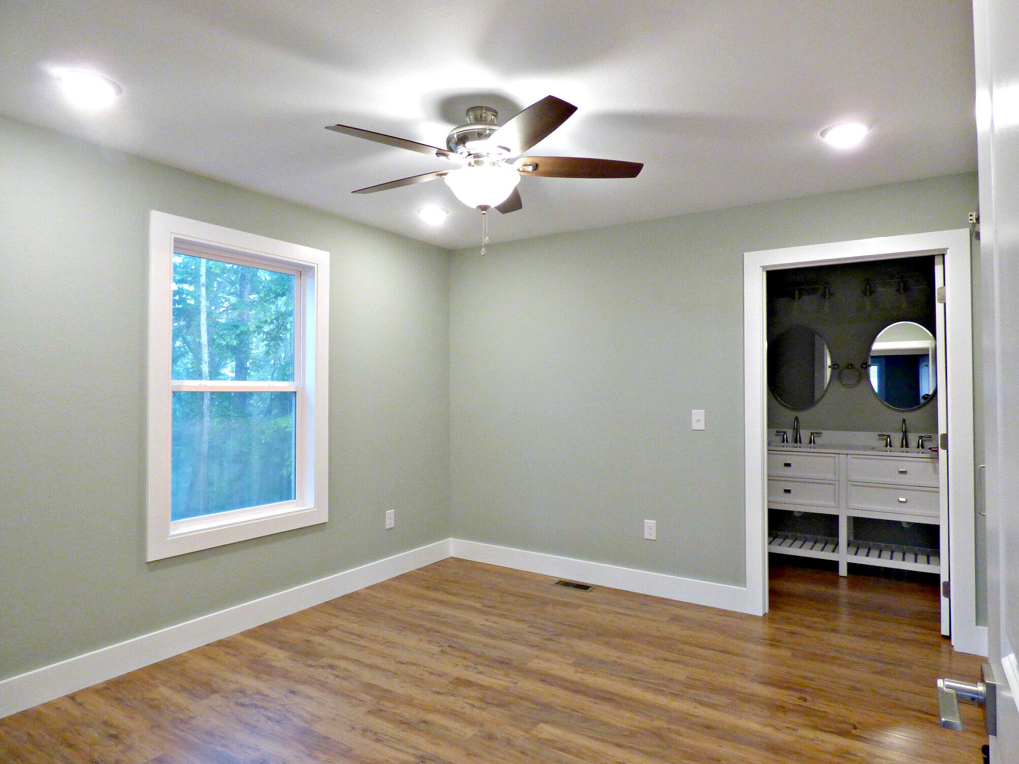 660 Chestnut Grove Road Dandridge, TN 37725 - Photo 13 of 29 Gallery Image 13