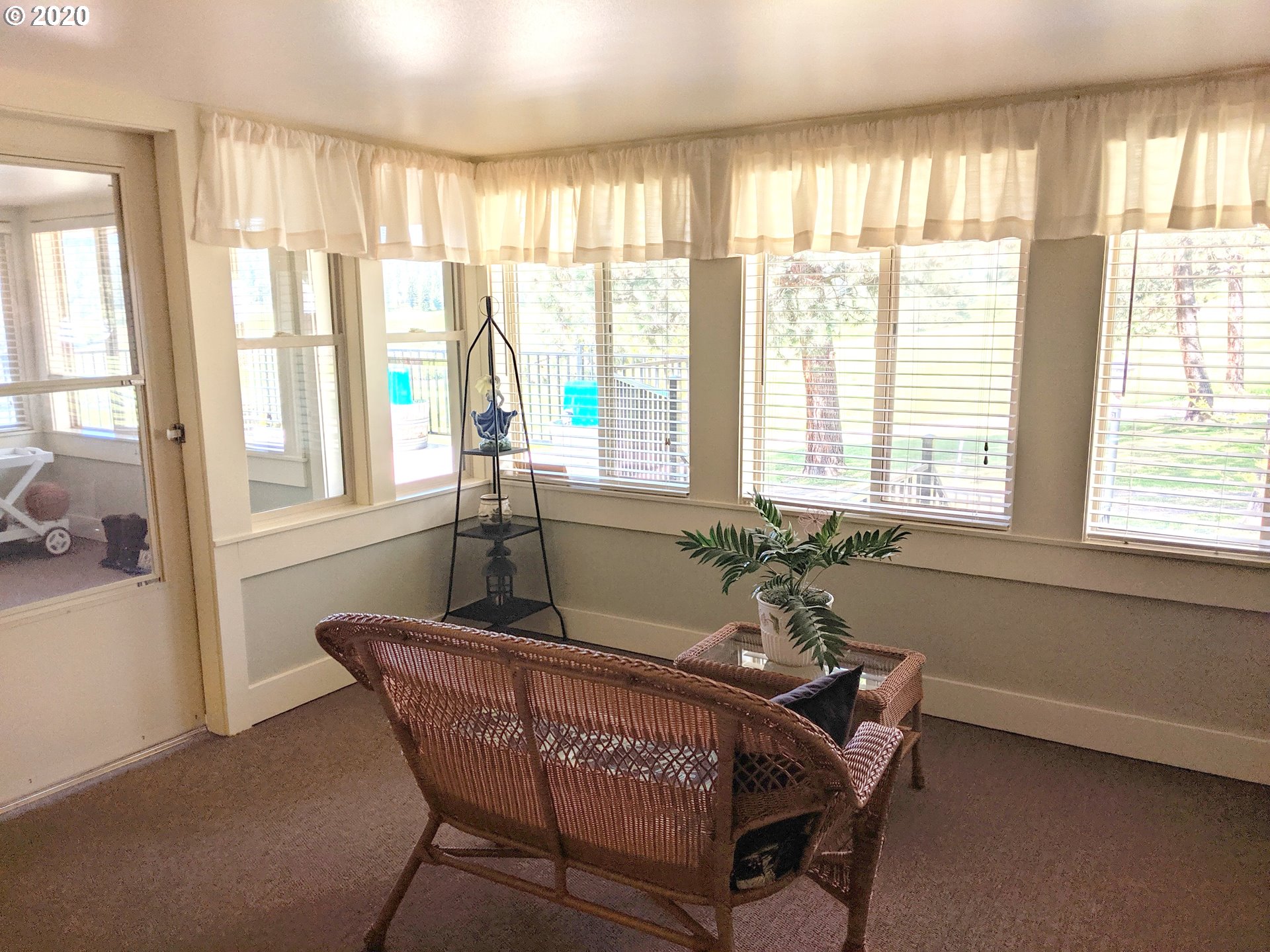 76018 Palmer Junction Road Elgin, OR 97827 - Photo 15 of 25 Gallery Image 15