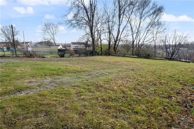 $189,900 | 813 Lynda Lane, North Versailles, PA 15137