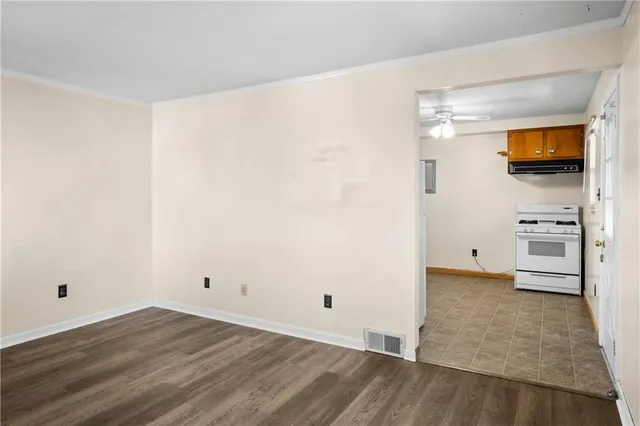 $189,900 | 813 Lynda Lane, North Versailles, PA 15137