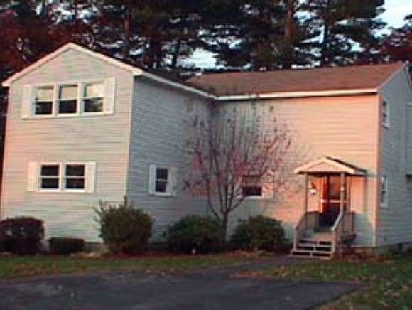 8 Fitzpatrick Circle, Unit 1 Nashua, NH 03063 - Photo 1 of 1 Gallery Image 1