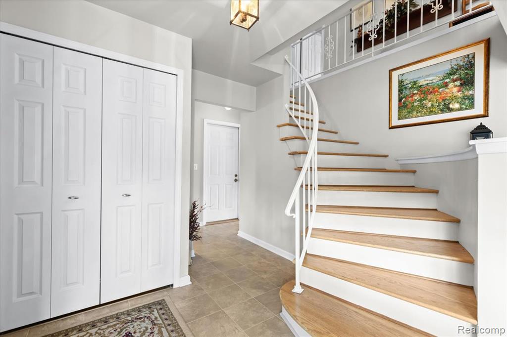 43603 Arlington Road Canton, MI 48187 - Photo 17 of 37