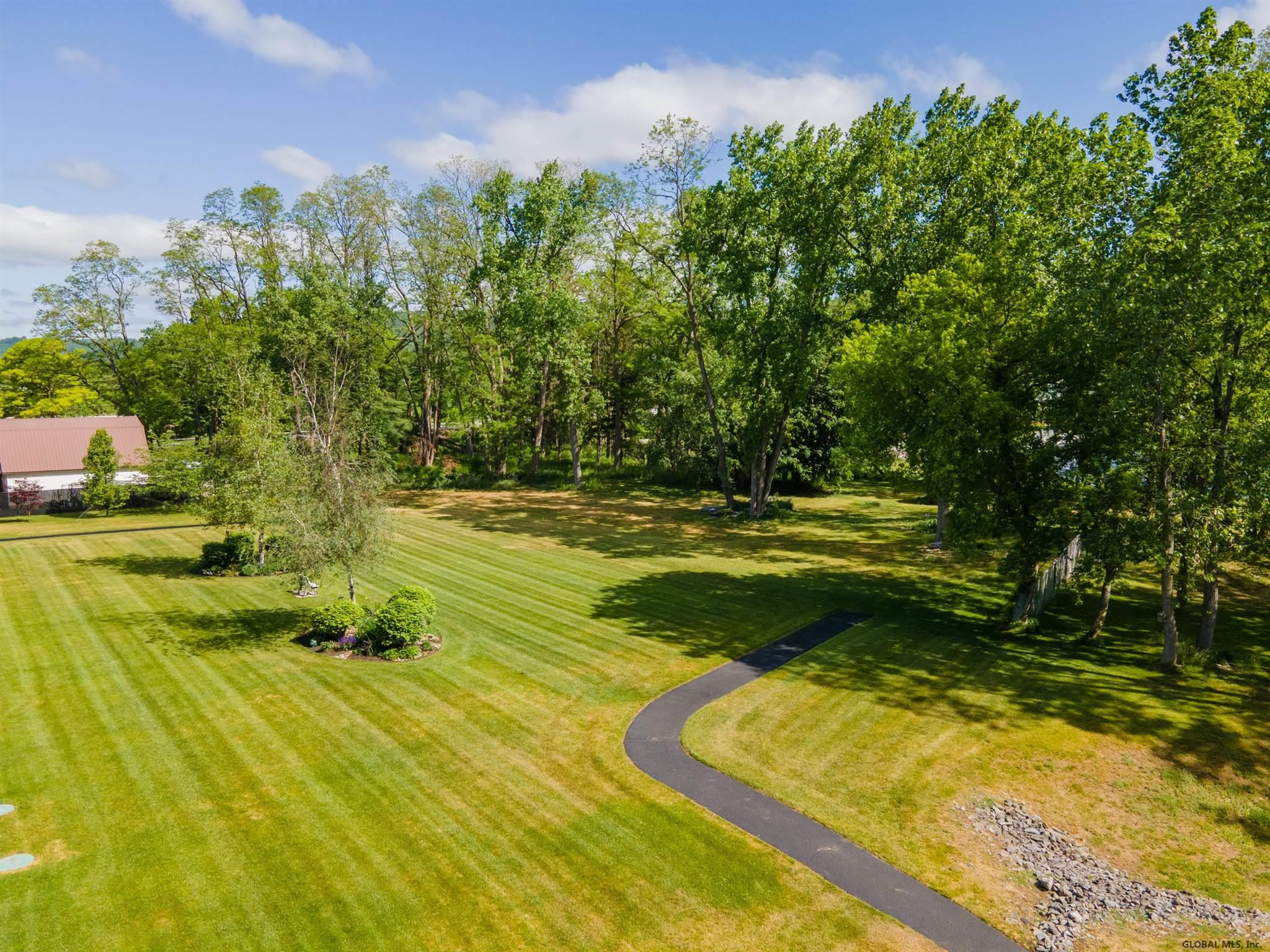 41 Riverside Drive Rotterdam, NY 12150 - Photo 40 of 46 Photo 42