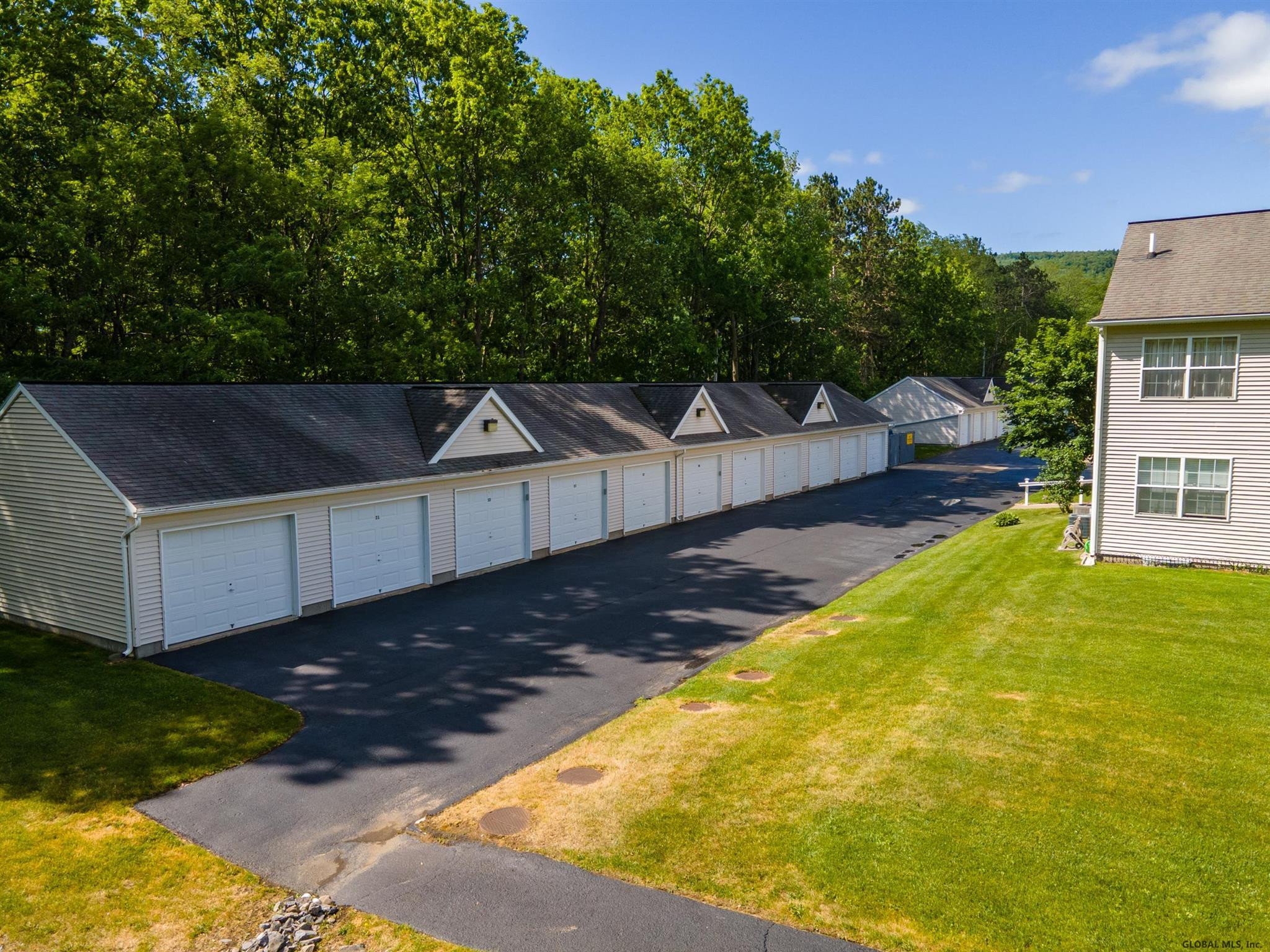 41 Riverside Drive Rotterdam, NY 12150 - Photo 42 of 46 Photo 44