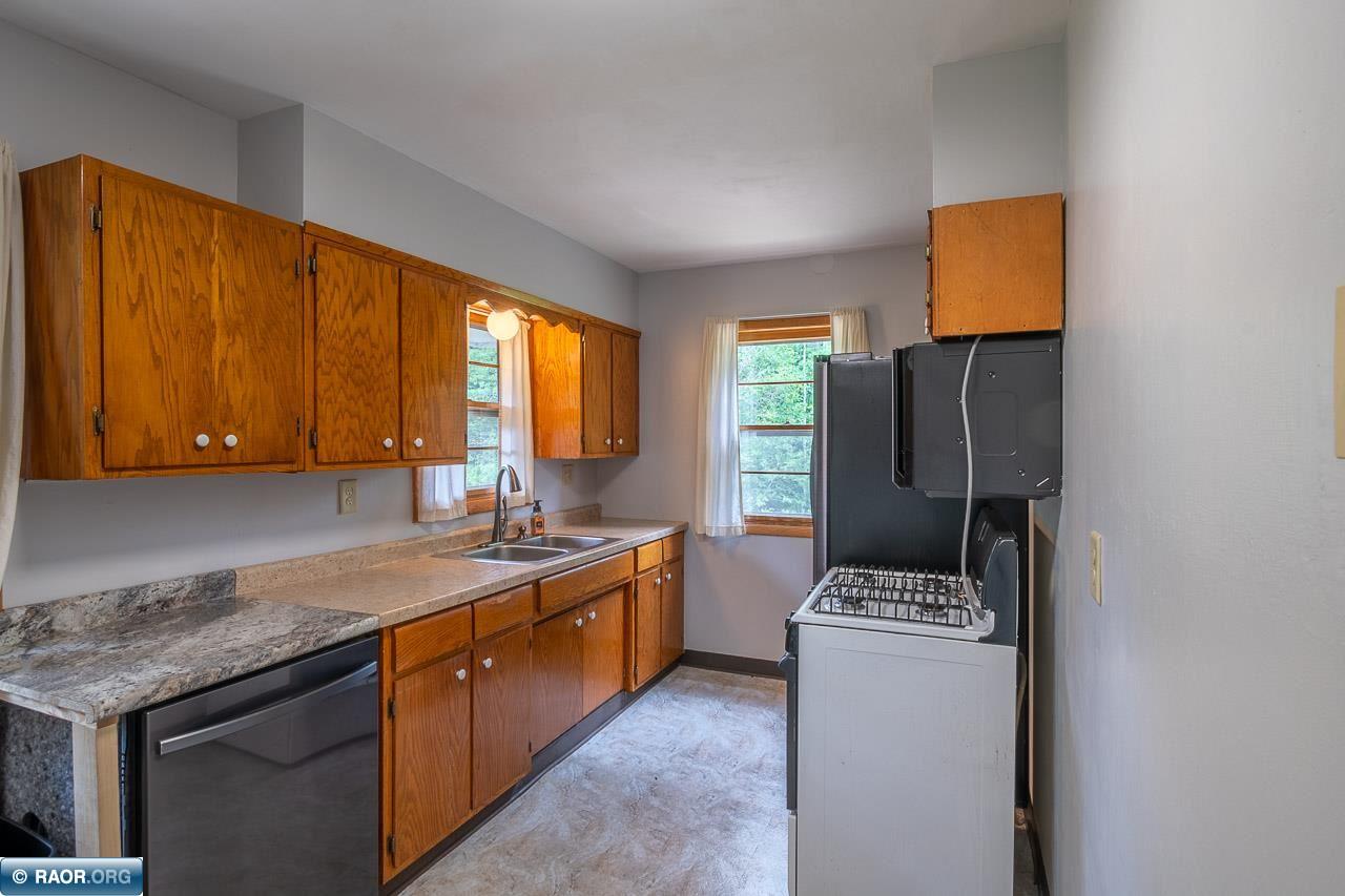 4036 Miller Trunk Road Eveleth, MN 55734 - Photo 7 of 31