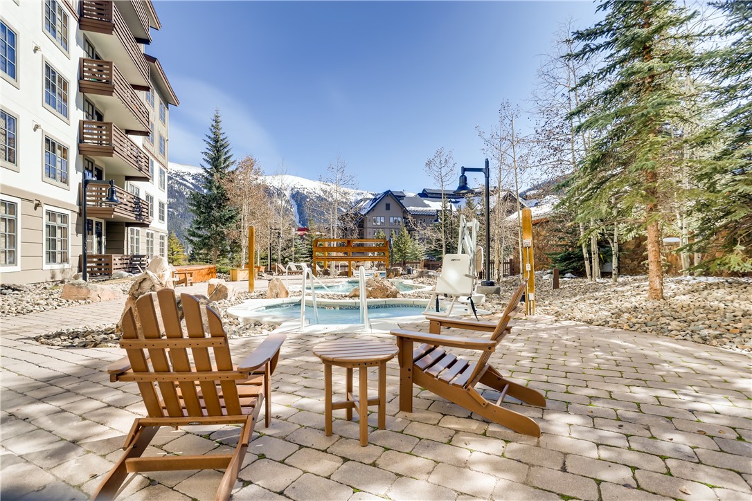 Hot Tub/Pool Area