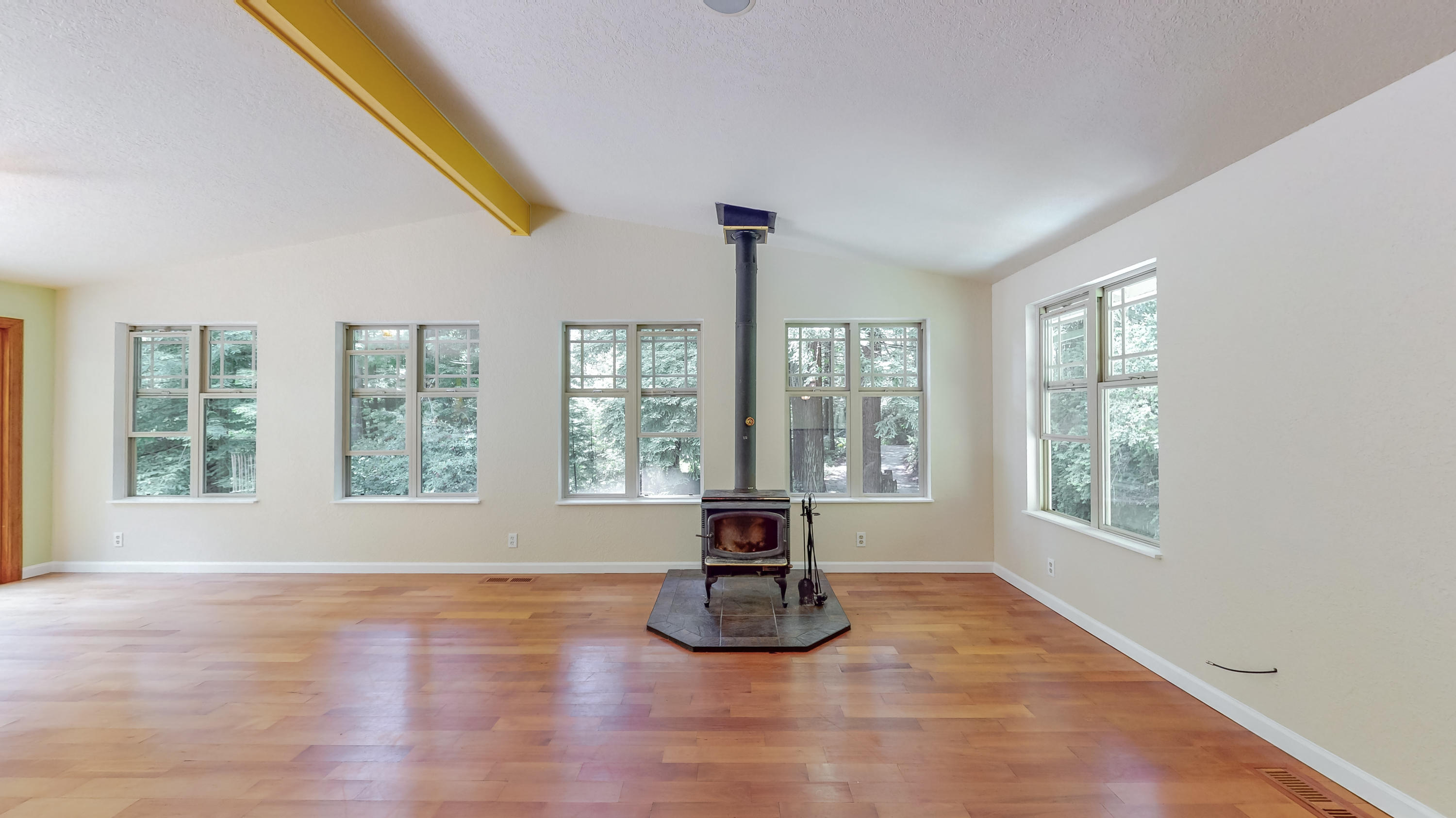 1651-1653 Panorama Drive Arcata, CA 95521 - Photo 16 of 54