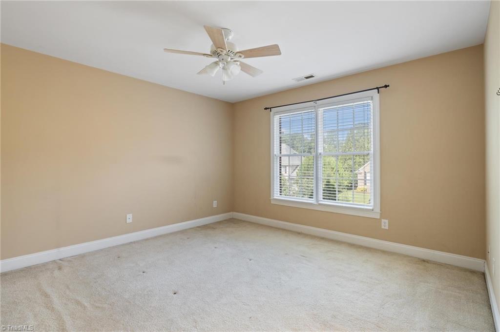 136 Ashbrook Road Thomasville, NC 27360 - Photo 28 of 32 Gallery Image 28