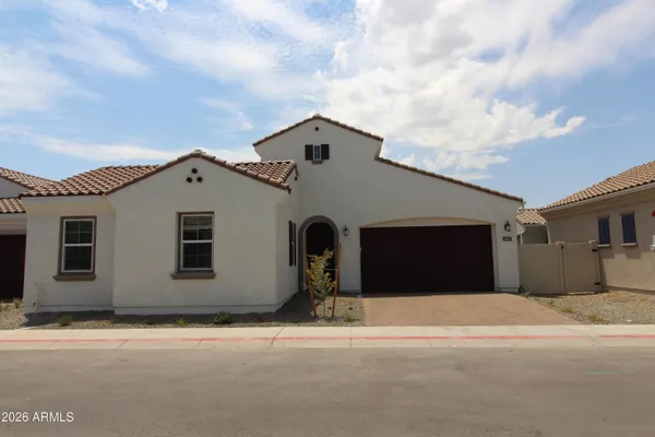 $2,890 | 3831 East Rainbow Drive, Chandler, AZ 85249