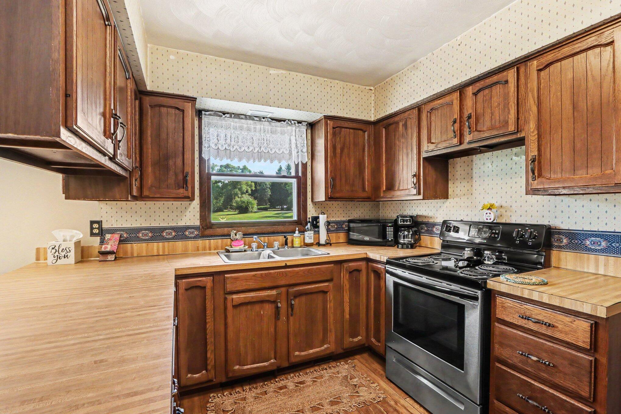 34792 Mill Lake Road Gobles, MI 49055 - Photo 6 of 38 008_file_7300