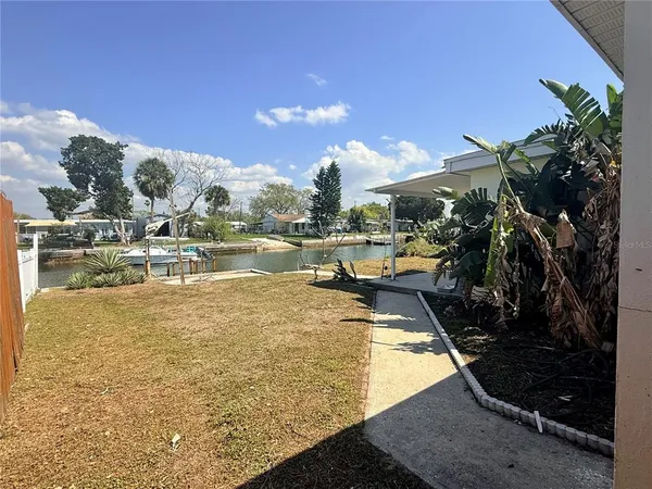 $2,800 | 13428 Neptune Drive, Hudson, FL 34667