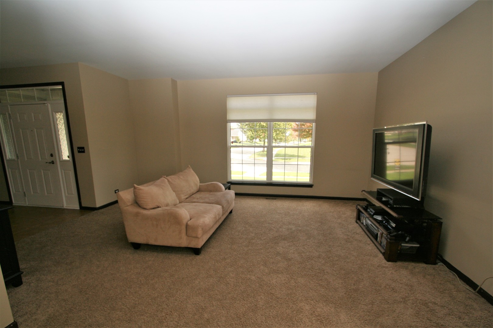 540 Rivers Edge Drive Minooka, IL 60447 - Photo 6 of 32