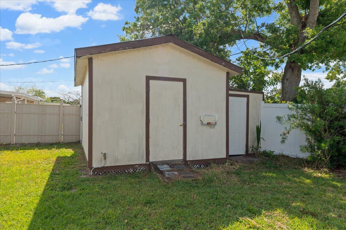 2199 Fatzler Road Melbourne, FL 32935 - Photo 23 of 23