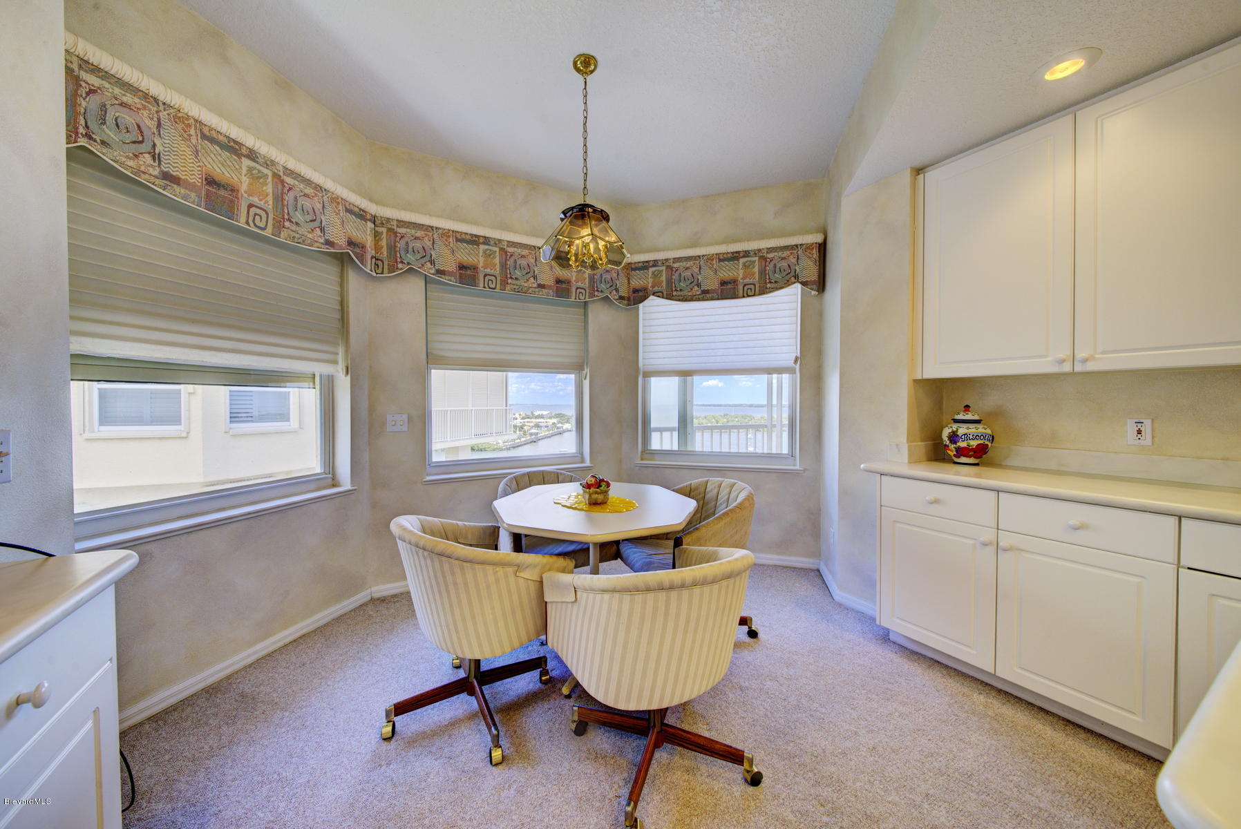 102 Riverside Drive, Unit 901 Cocoa, FL 32922 - Photo 25 of 54 Breakfast Nook