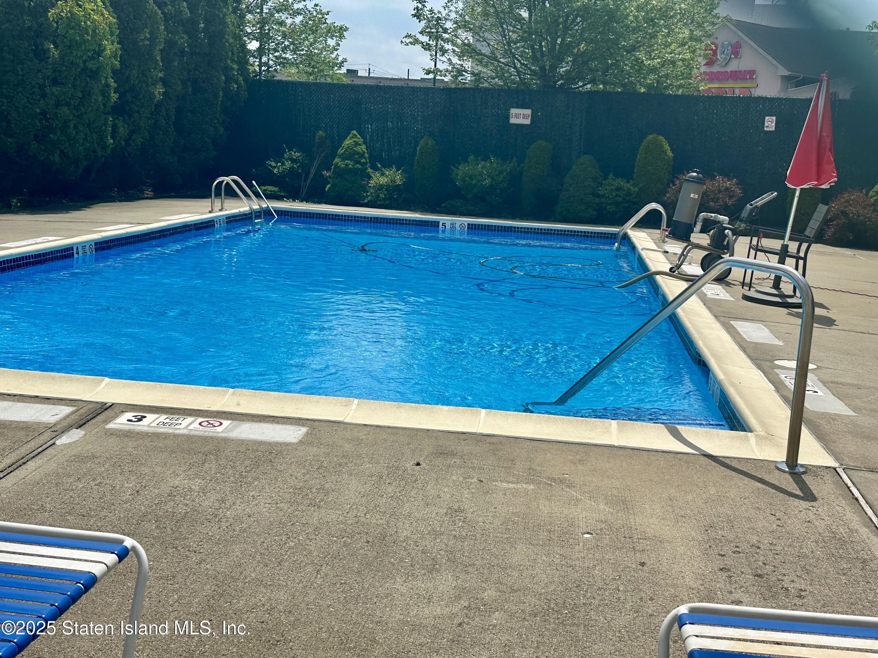 4201 Amboy Road, Unit 2B Staten Island, NY 10308 - Photo 17 of 19 Photo Jun 28 2025, 2 24 51 PM