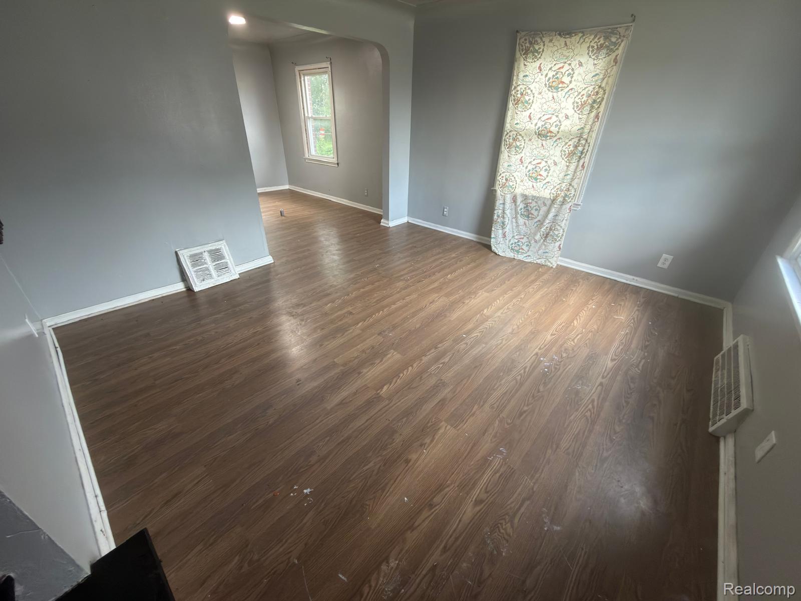 8837 Evergreen Road Detroit, MI 48228 - Photo 9 of 16 WhatsApp Image 2026-06-28 at 10.53.00 PM (7).jpeg