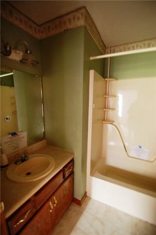 248 Hester Road Portland, TN 37148 - Photo 12 of 12 Full bath in hallway