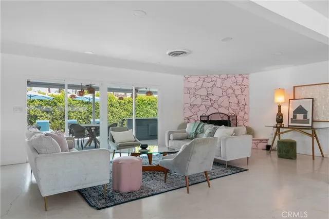 $1,225,000 | 3760 East Camino San Simeon, Palm Springs, CA 92264