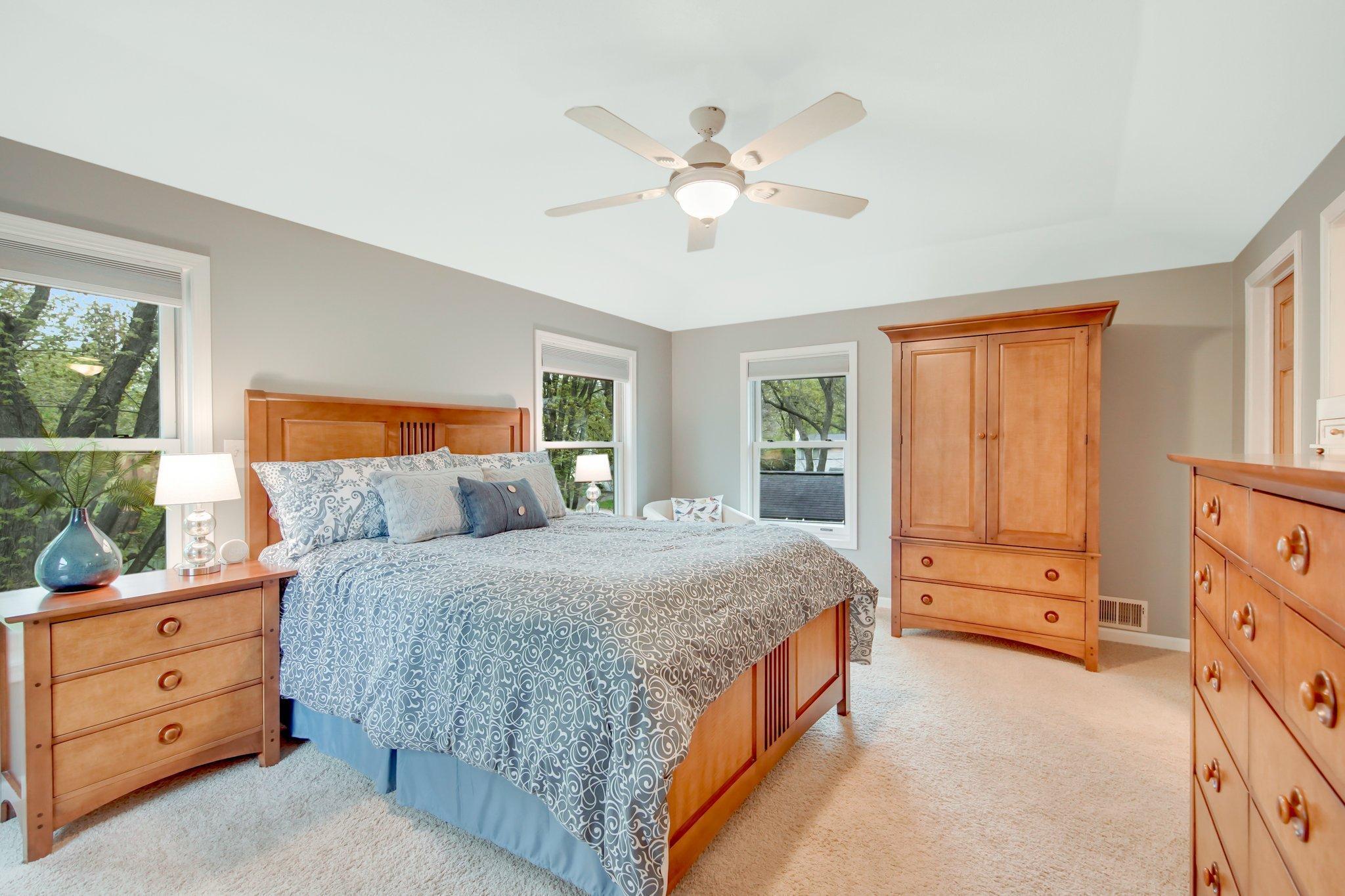 5241 Meadow Ridge Edina, MN 55439 - Photo 19 of 36 Gallery Image 19