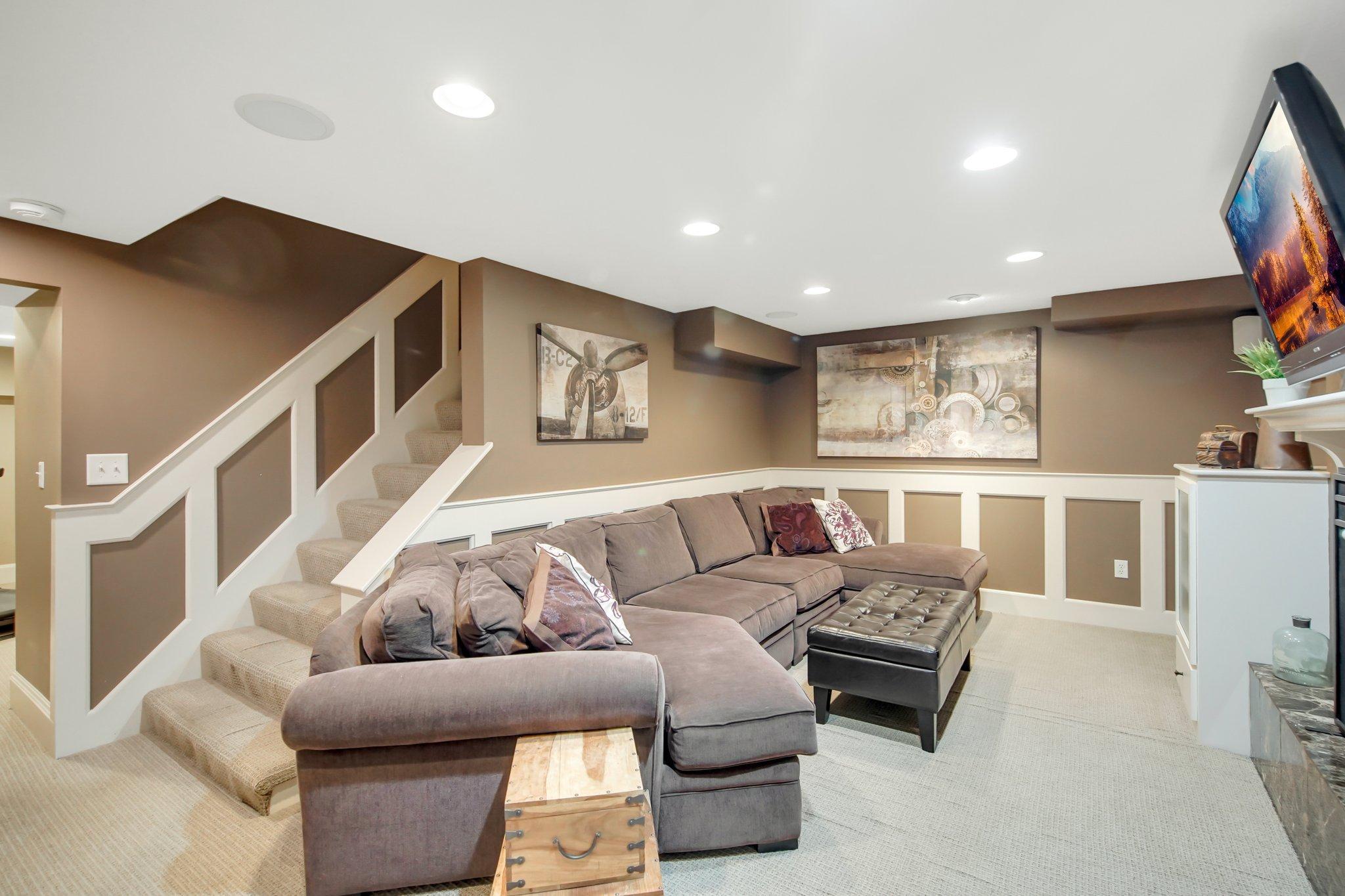 5241 Meadow Ridge Edina, MN 55439 - Photo 27 of 36 Gallery Image 27