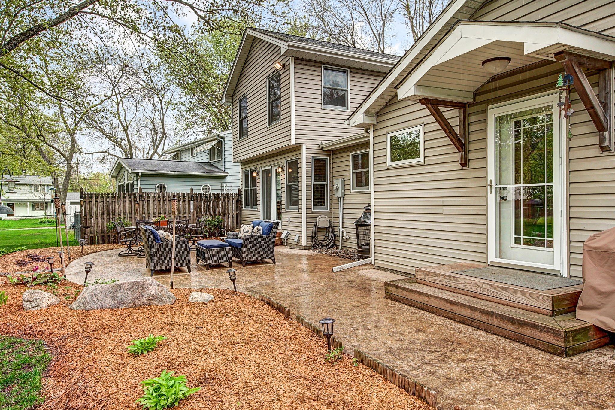 5241 Meadow Ridge Edina, MN 55439 - Photo 33 of 36 Gallery Image 33