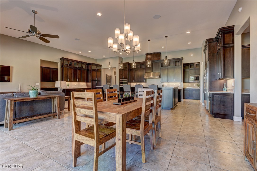 8411 South Cimarron Road Las Vegas, NV 89113 - Photo 11 of 46 Great room