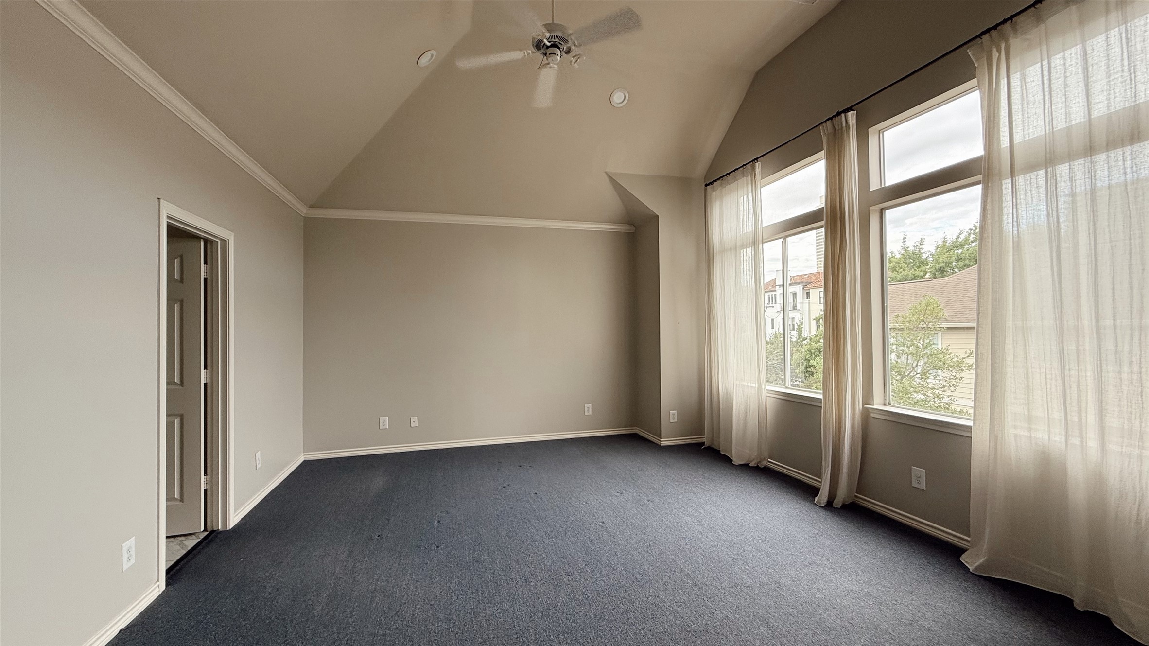 1107 Marconi Street, Unit B Houston, TX 77019 - Photo 8 of 9