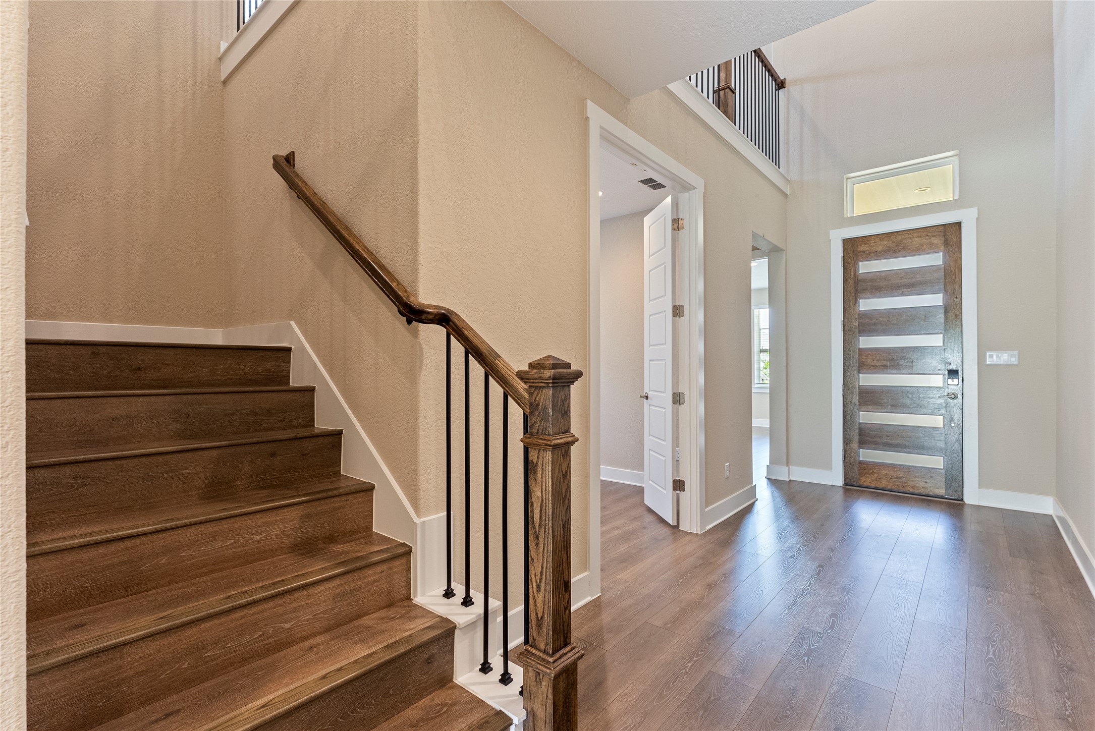 328 Berkeley Place Georgetown, TX 78628 - Photo 4 of 29