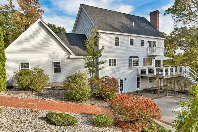 $1,200,000 | 74 Nolls Farm Road, Auburn, NH 03032