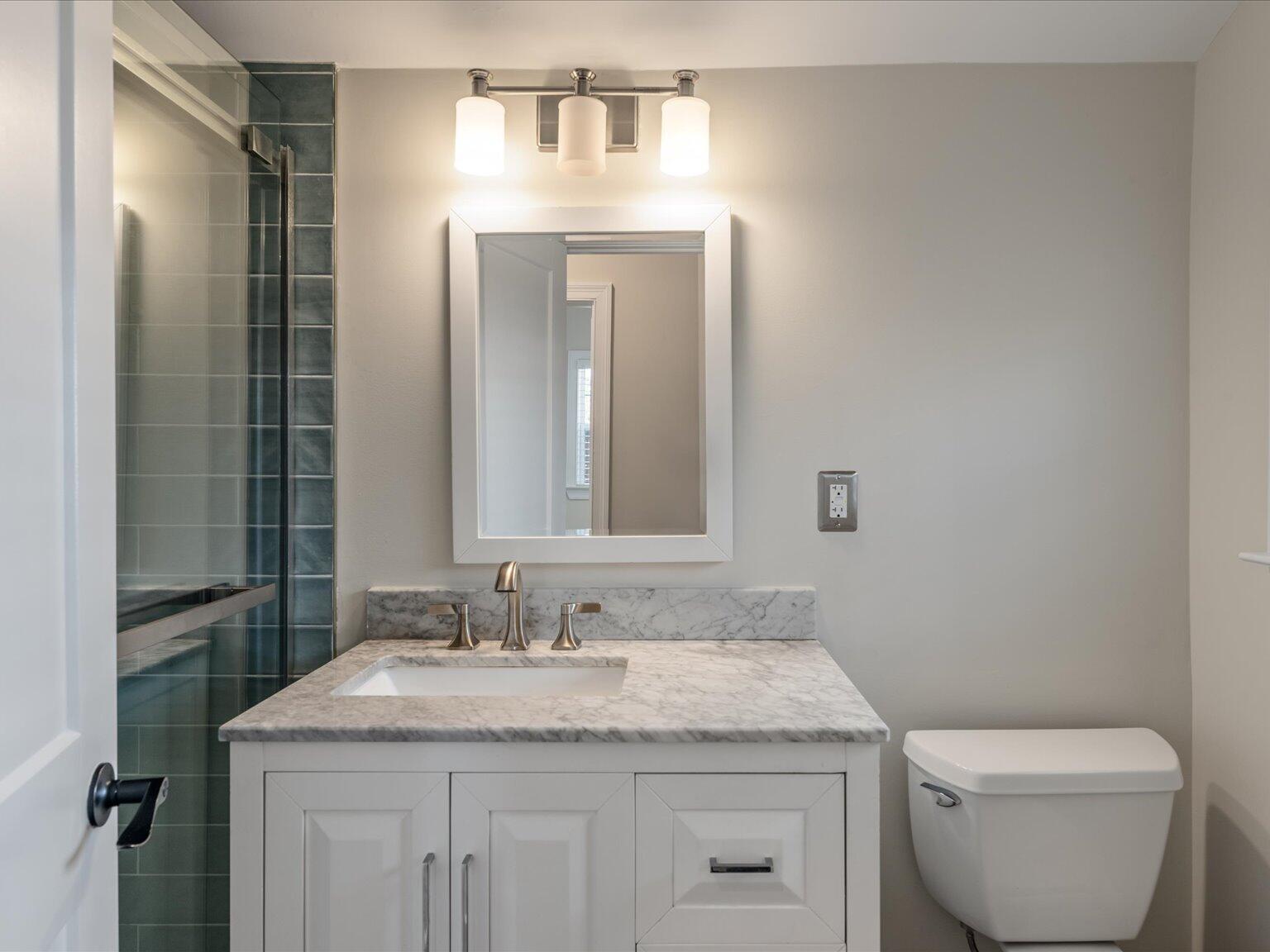 400 Sumter Street Charleston, SC 29403 - Photo 19 of 30 full bath