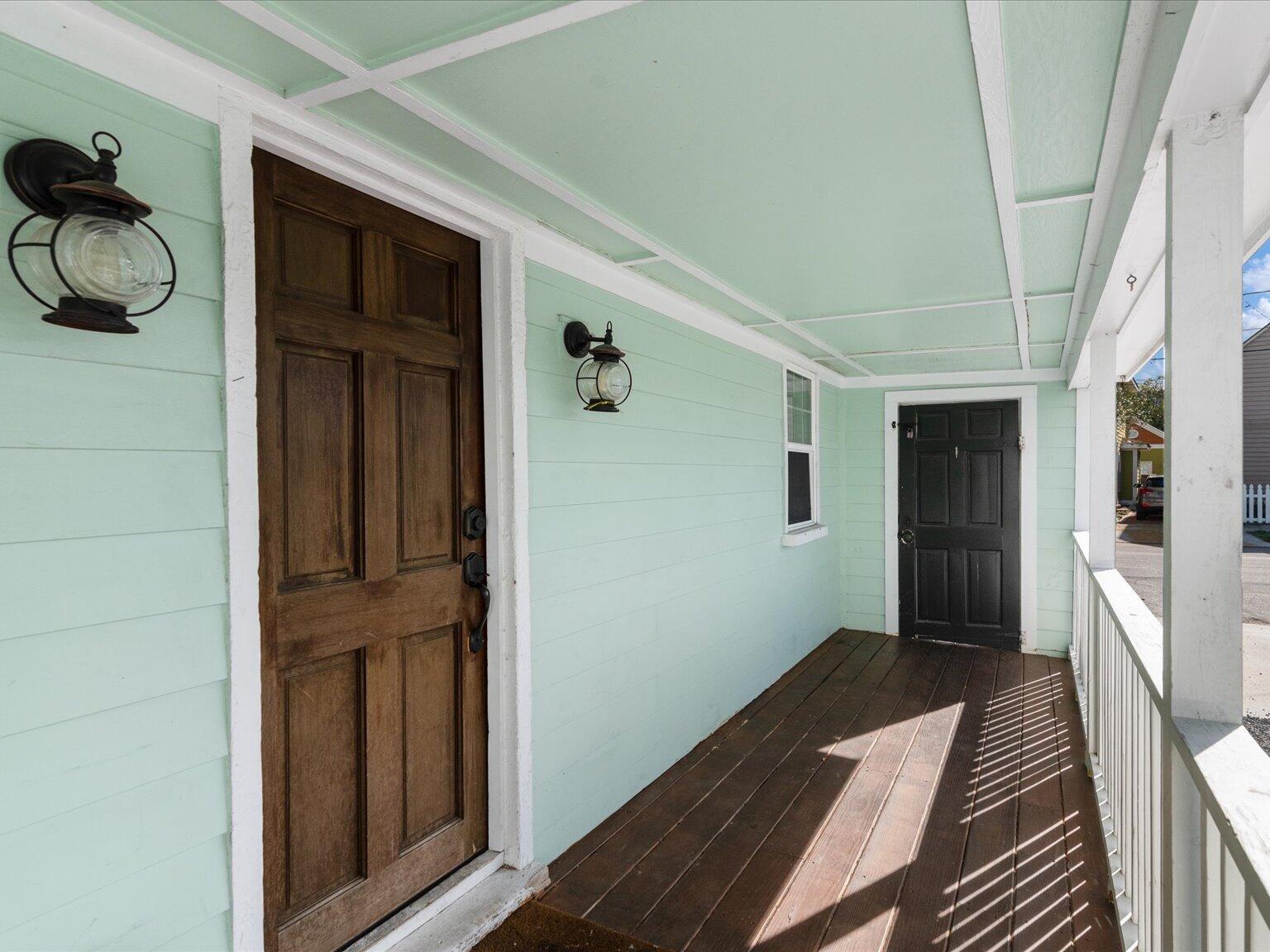 400 Sumter Street Charleston, SC 29403 - Photo 5 of 30 Covered Front Porch