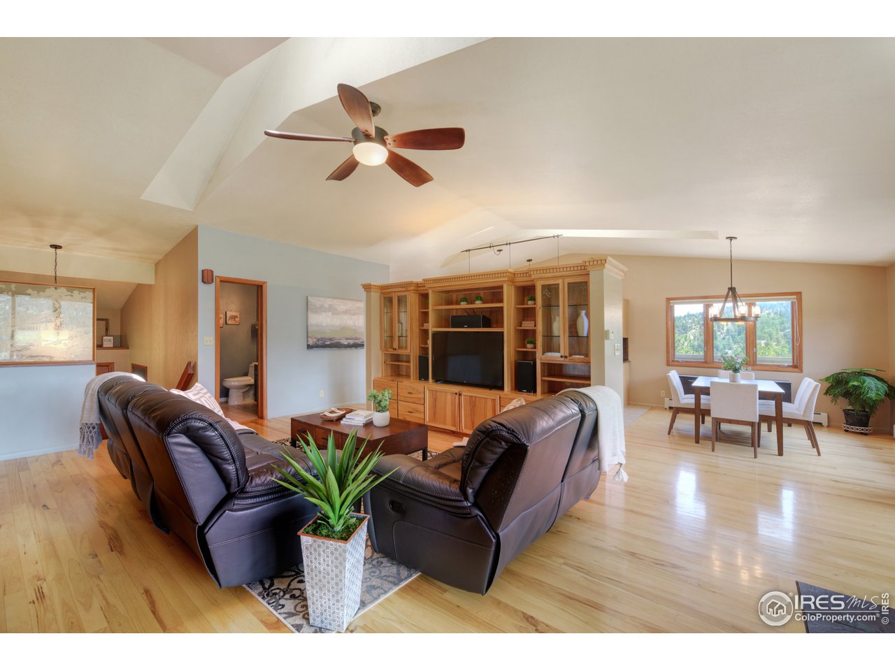 30 Comanche Road Lyons, CO 80540 - Photo 22 of 40 Gallery Image 22