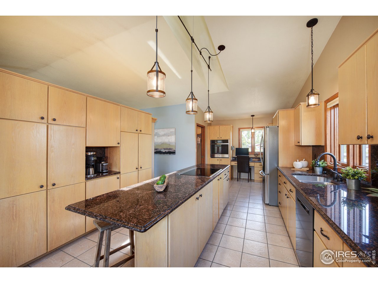 30 Comanche Road Lyons, CO 80540 - Photo 6 of 40 Gallery Image 6