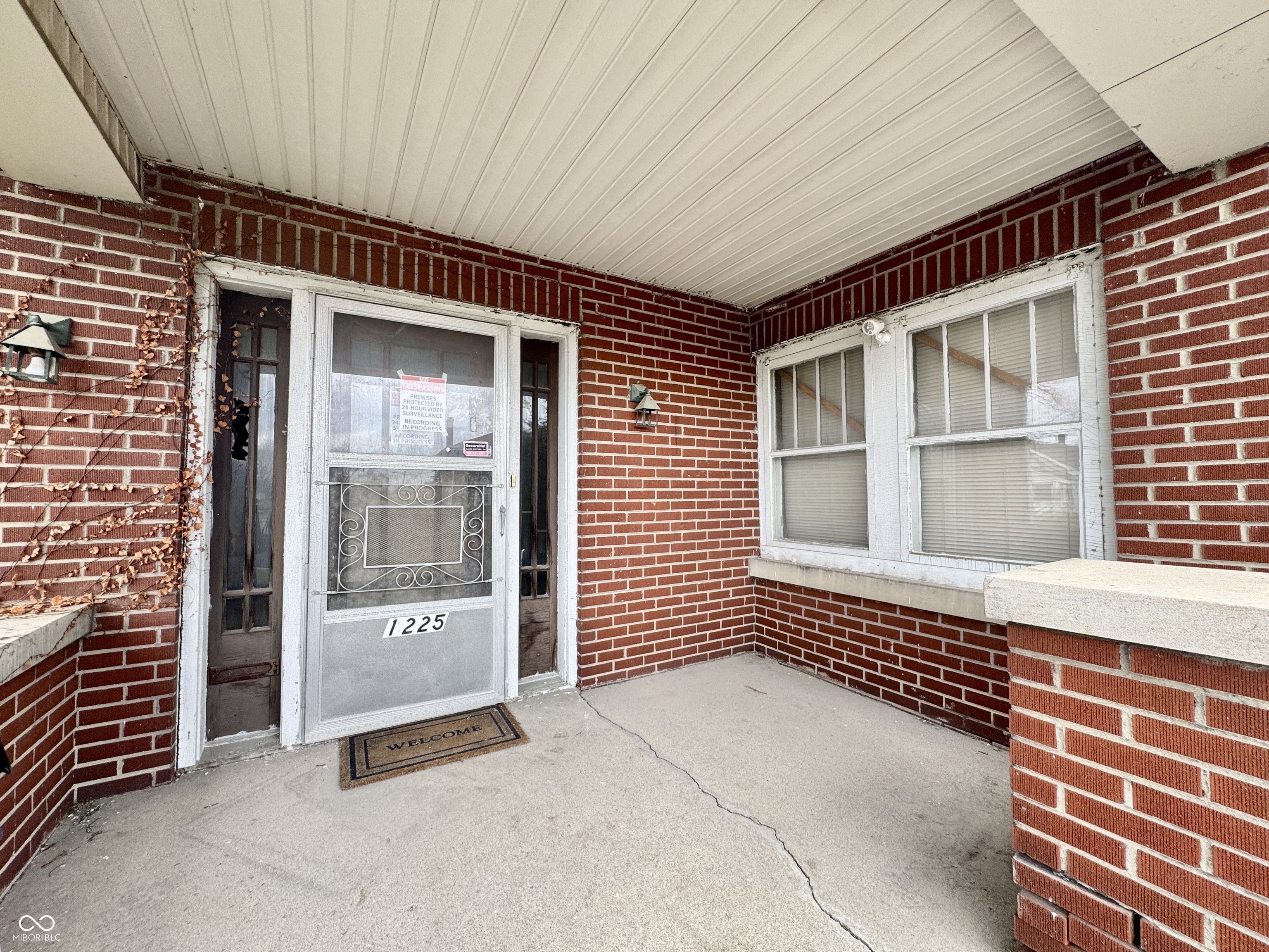 1225 Victory Court Anderson, IN 46016 - Photo 3 of 16