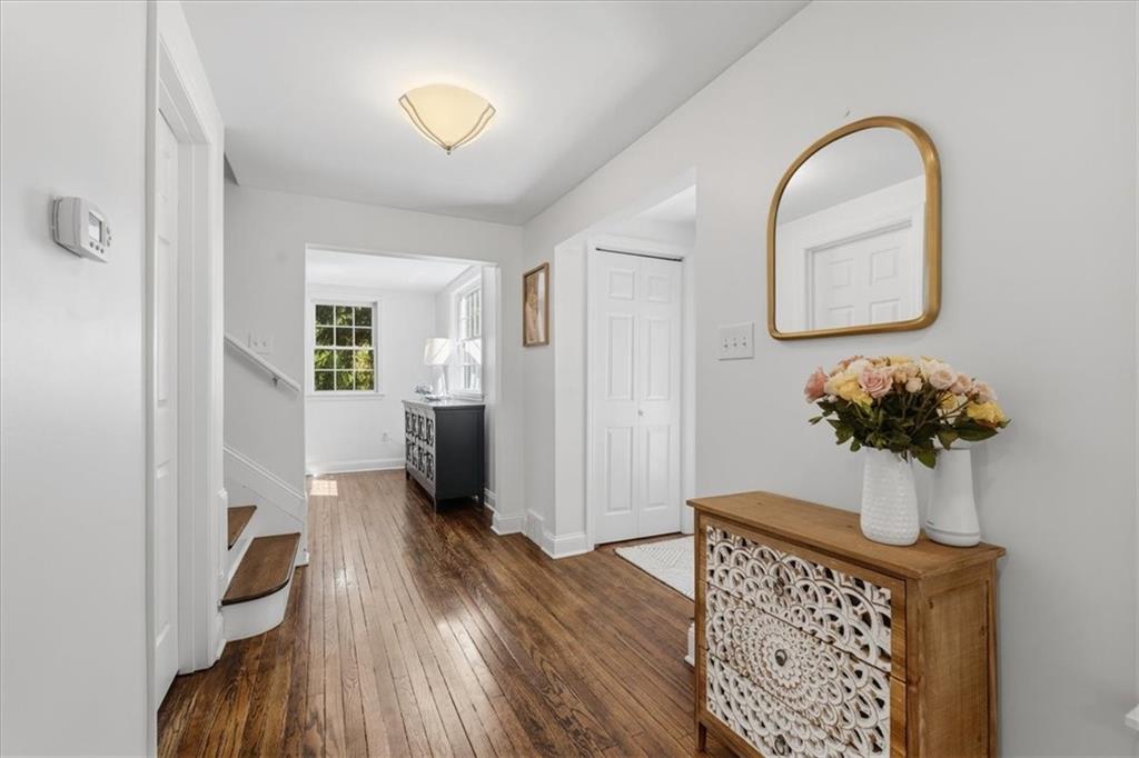 746 Crawford Road Pittsburgh, PA 15237 - Photo 6 of 31 Gallery Image 6
