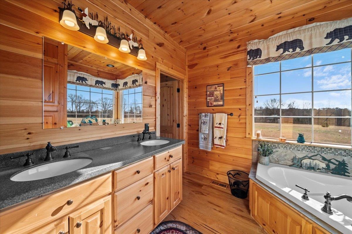 1520 East Cherokee Street Chesnee, SC 29323 - Photo 14 of 47