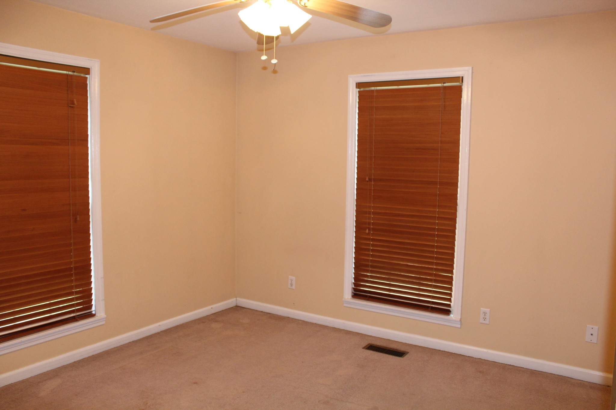 209 Bryan Gribble Road Sparta, TN 38583 - Photo 9 of 26 Gallery Image 9