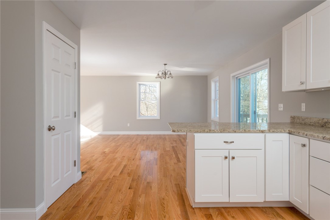 4 Carnation Street Woonsocket, RI 02895 - Photo 8 of 28 Gallery Image 8