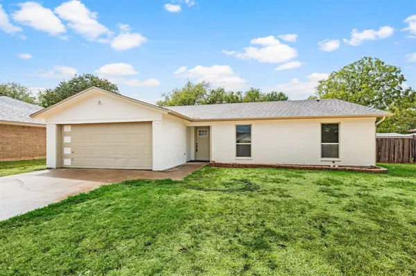 $359,000 | 505 Emerson Drive, Euless, TX 76039