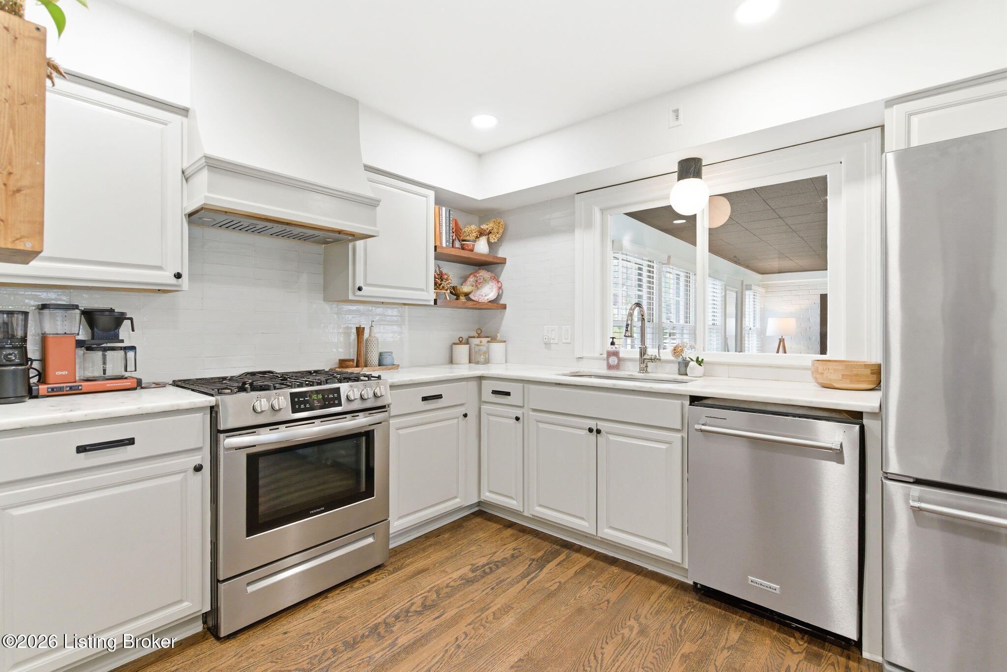 501 Brookview Road Louisville, KY 40207 - Photo 13 of 59 501 Brookview Rd-25