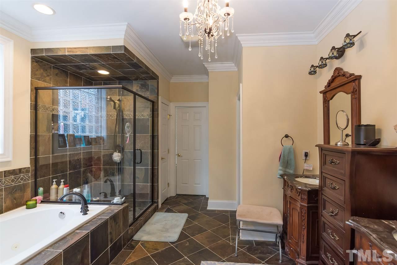 12521 Ribbongrass Court Raleigh, NC 27614 - Photo 13 of 24 Gallery Image 13