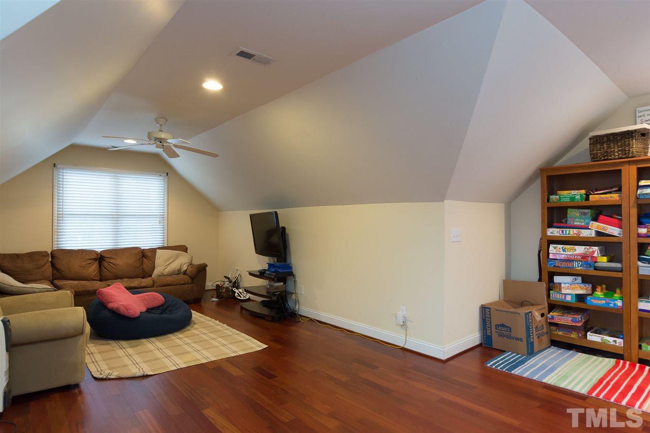 12521 Ribbongrass Court Raleigh, NC 27614 - Photo 18 of 24 Gallery Image 18