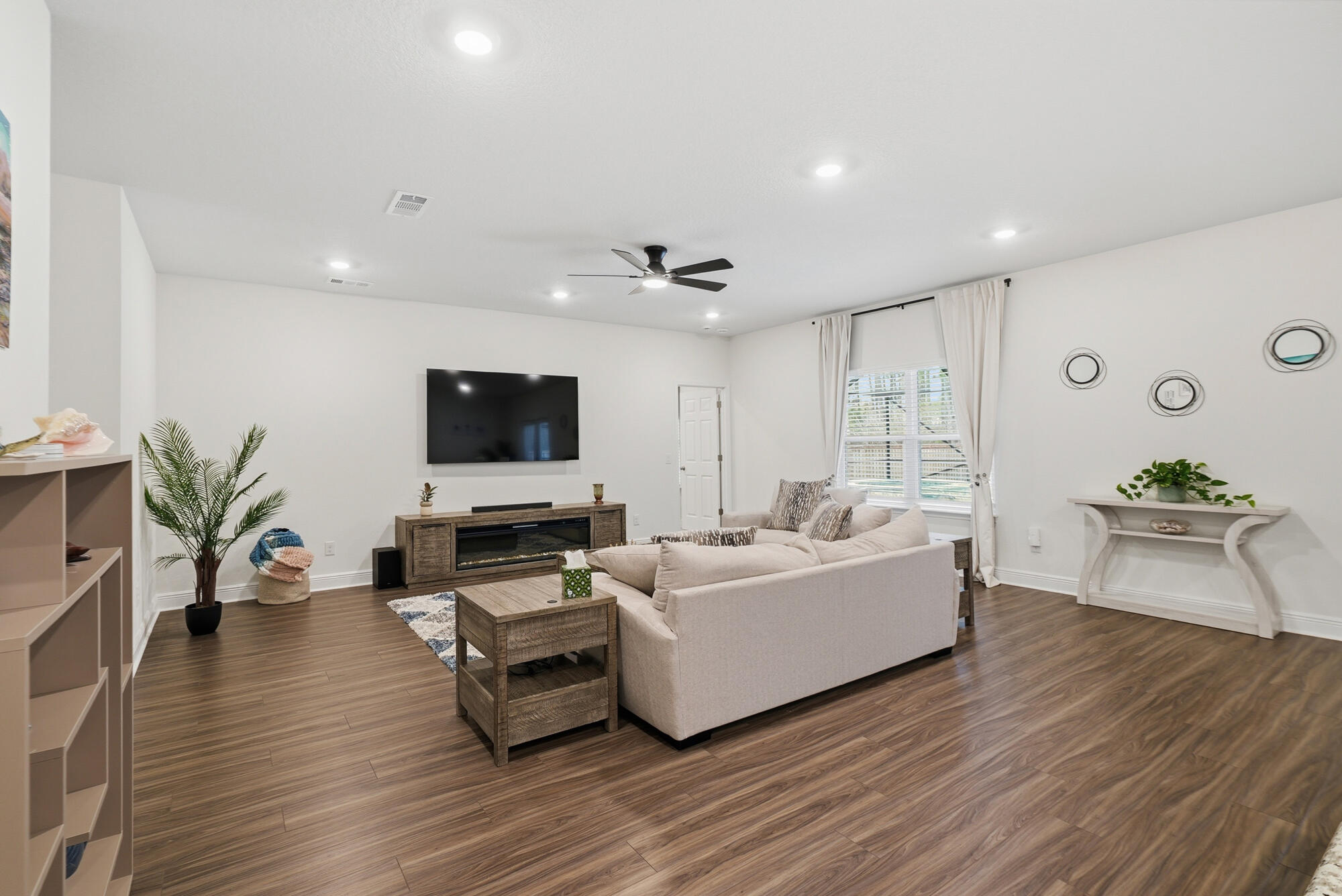 7224 Riverview Road Navarre, FL 32566 - Photo 15 of 75 7224 riverview rd - awp media - 019
