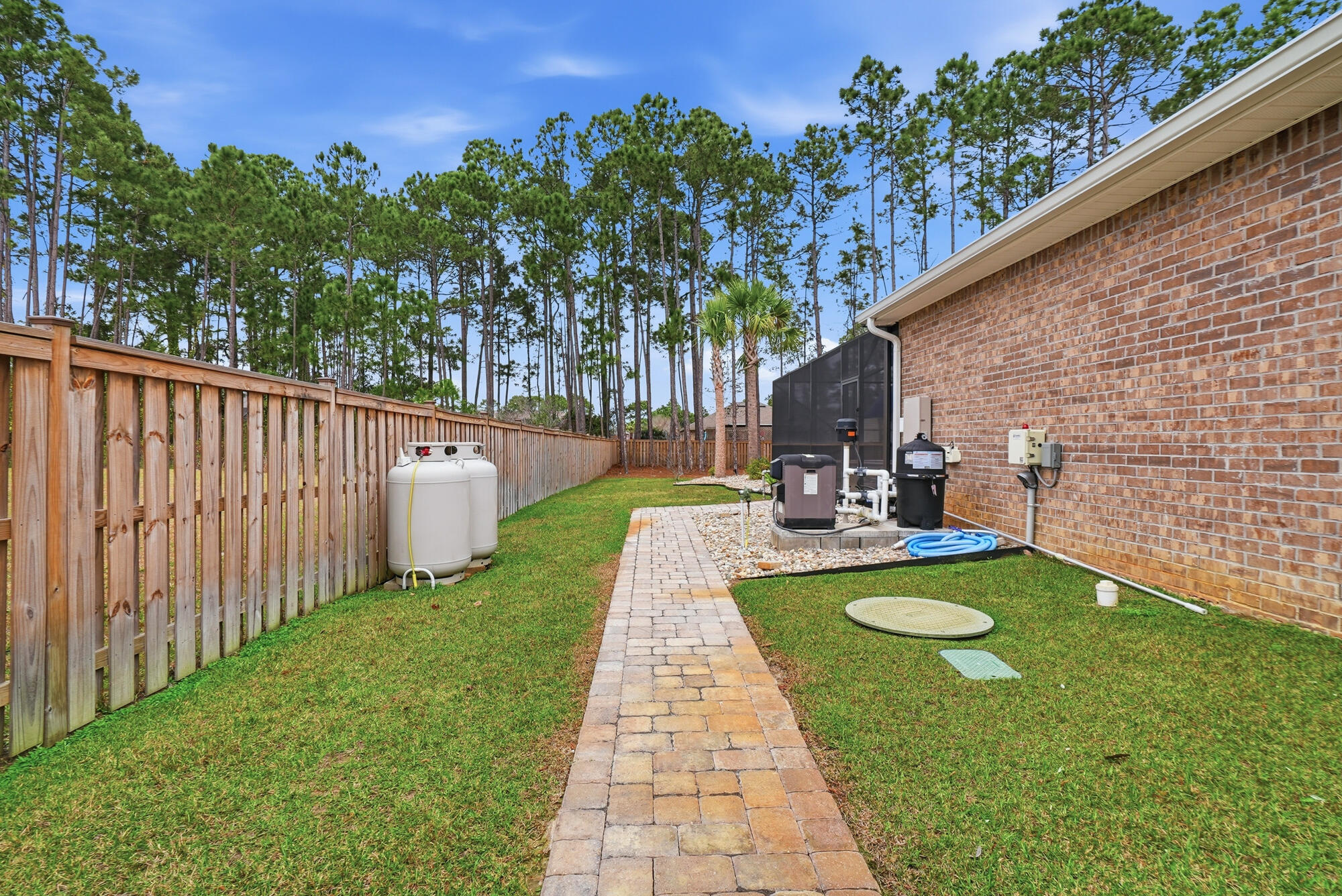 7224 Riverview Road Navarre, FL 32566 - Photo 49 of 75 7224 riverview rd - awp media - 054