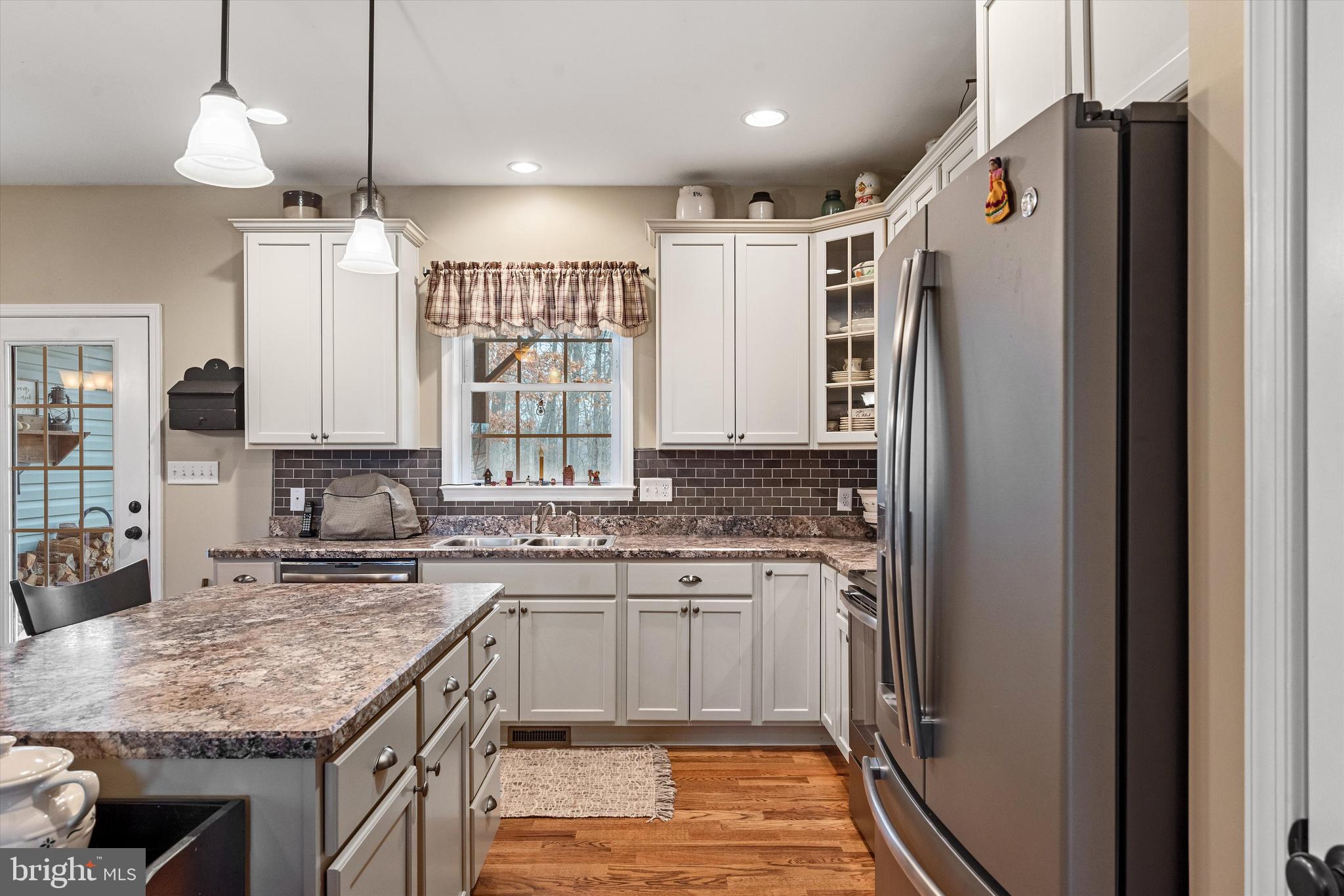 921 Armel Road White Post, VA 22663 - Photo 10 of 36 Great flow for entertaining