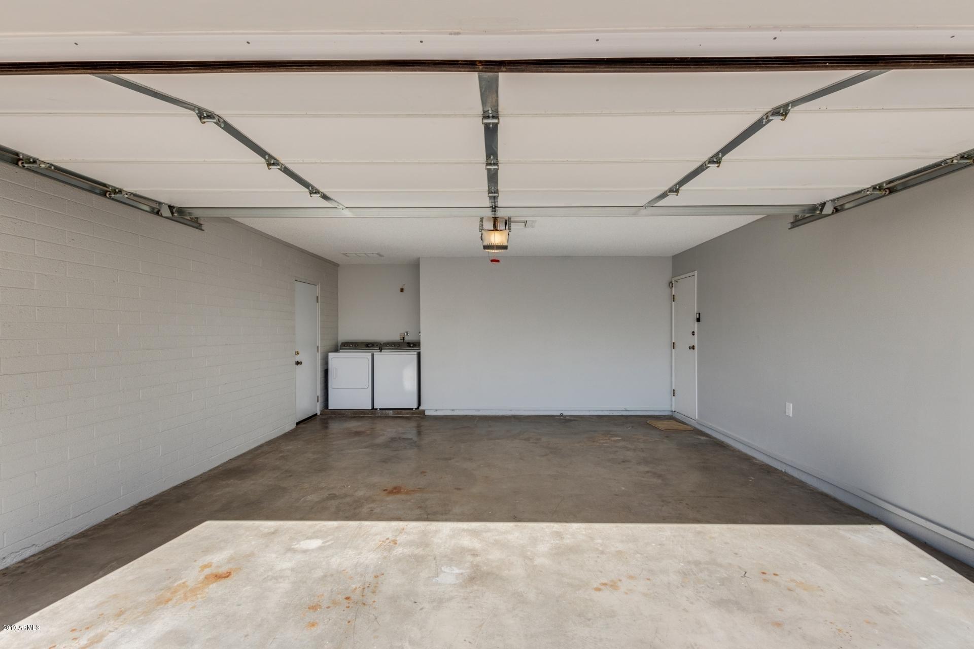 1732 West Griswold Road Phoenix, AZ 85021 - Photo 8 of 35 0008-Griswold (8)