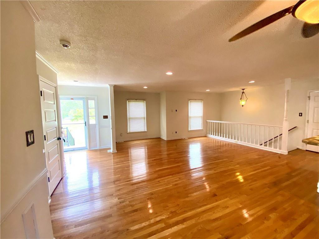 606 Ivey Road Graham, NC 27253 - Photo 4 of 33 Gallery Image 4