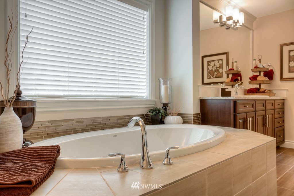 21411 35th Avenue Southeast, Unit 2 Bothell, WA 98021 - Photo 22 of 24