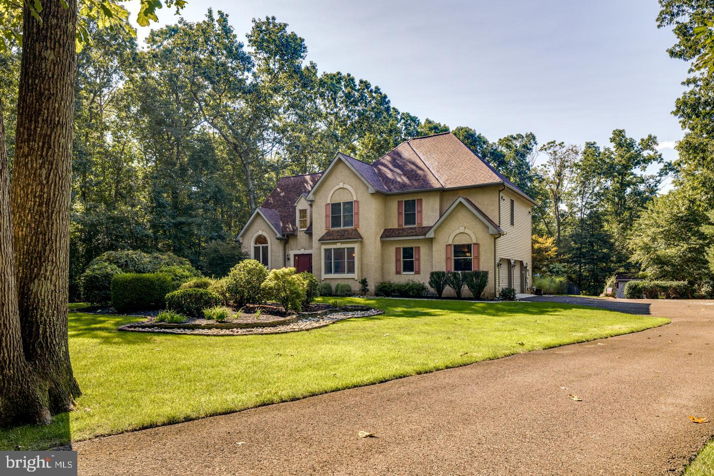 7 Castle Road Shamong, NJ 08088 - Photo 3 of 52 Nice view of front of property