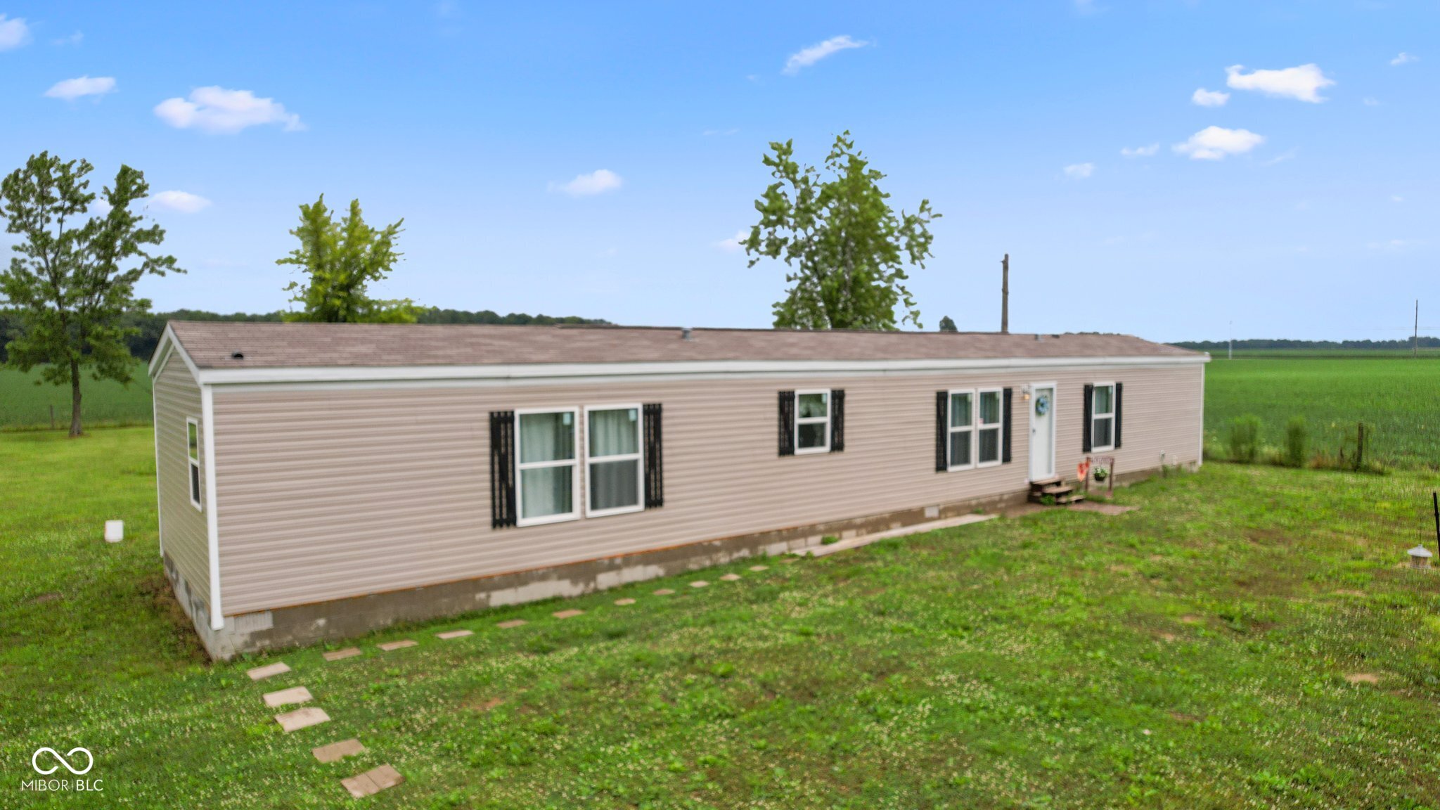 2316 East Division Road Hillsboro, IN 47949 - Photo 1 of 42 Gallery Image 1